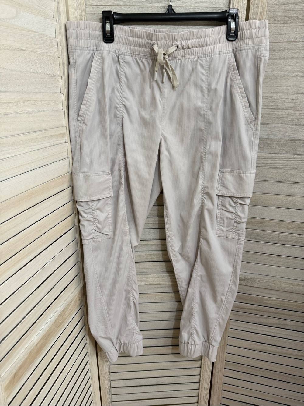 Eddie Bauer Light Beige Cargo Jogger Pants